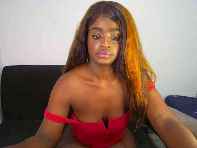 HannahCox19 webcam