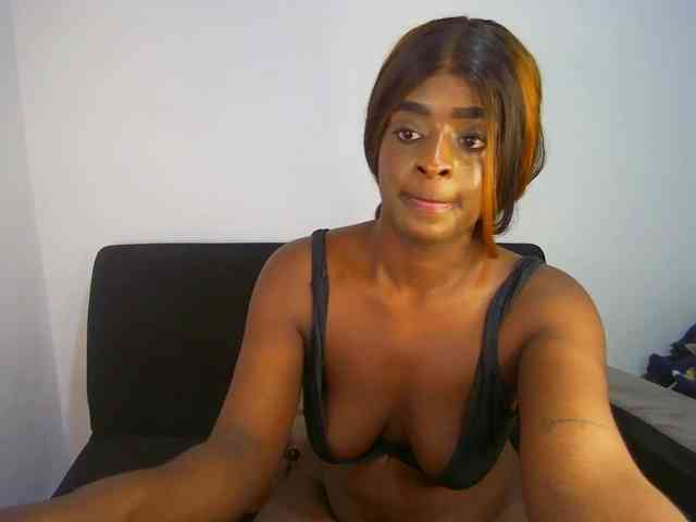 HannahCox19 webcam