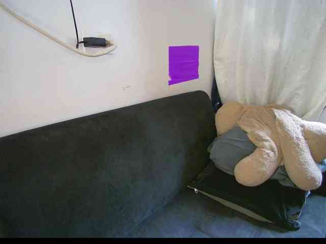 HannahCox19 webcam