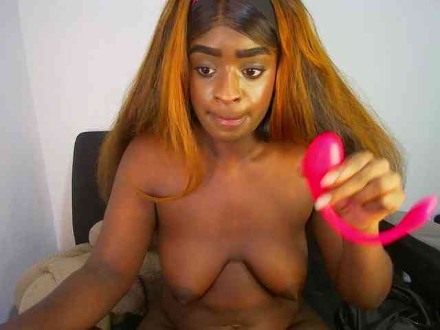 HannahCox19 webcam
