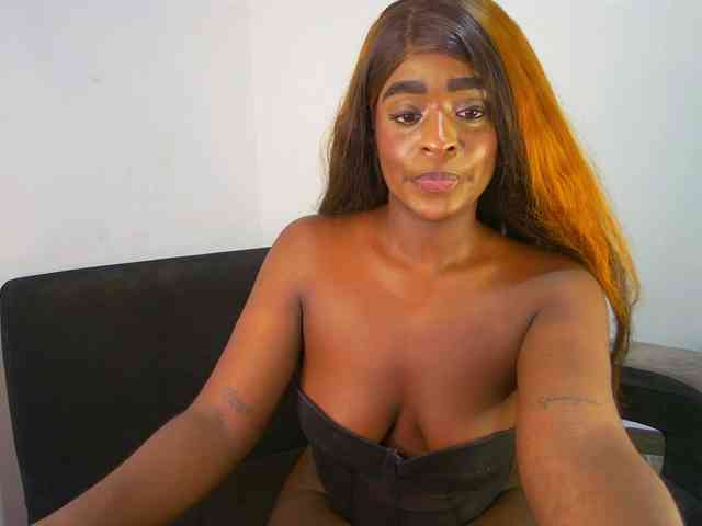 HannahCox19 webcam