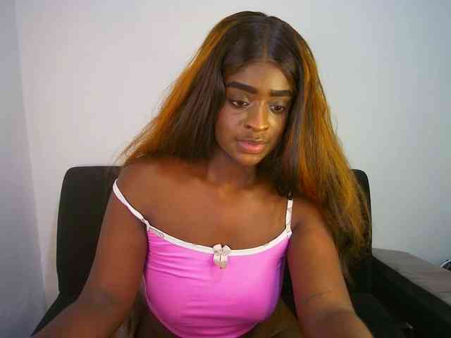 HannahCox19 webcam