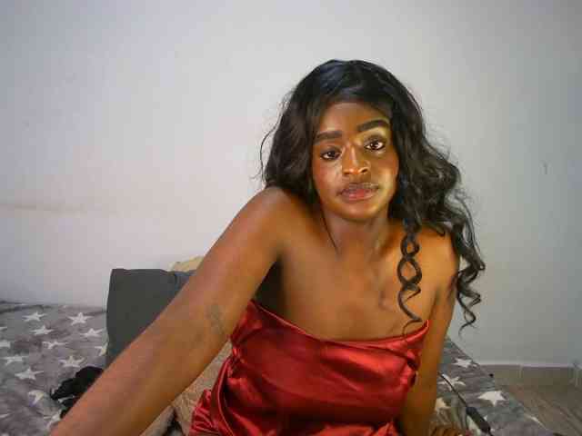 Amara__R1 webcam
