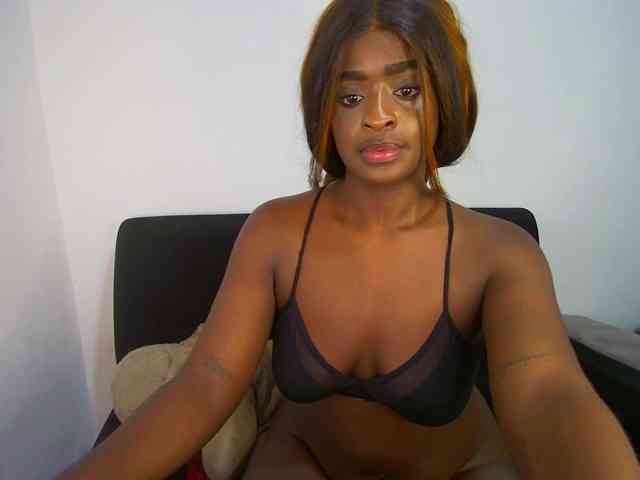 HannahCox19 webcam