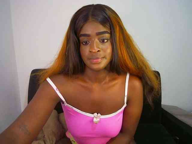 HannahCox19 webcam