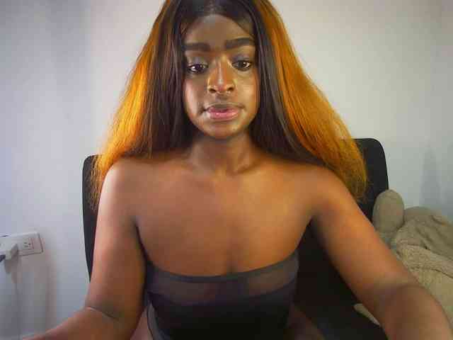 HannahCox19 webcam