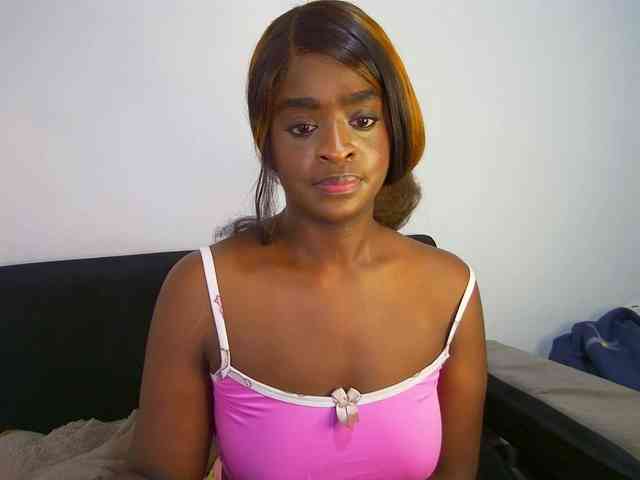HannahCox19 webcam