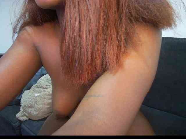 HannahCox19 webcam