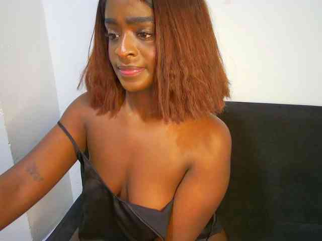 HannahCox19 webcam