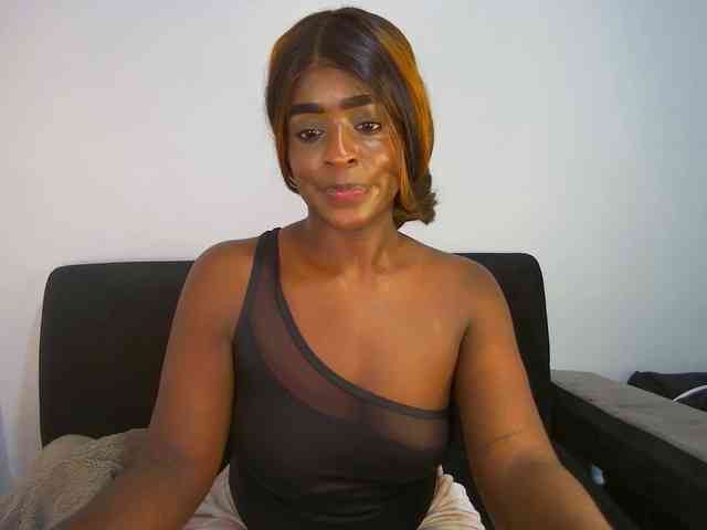 HannahCox19 webcam