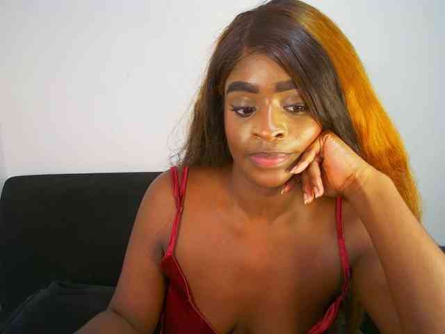 HannahCox19 webcam
