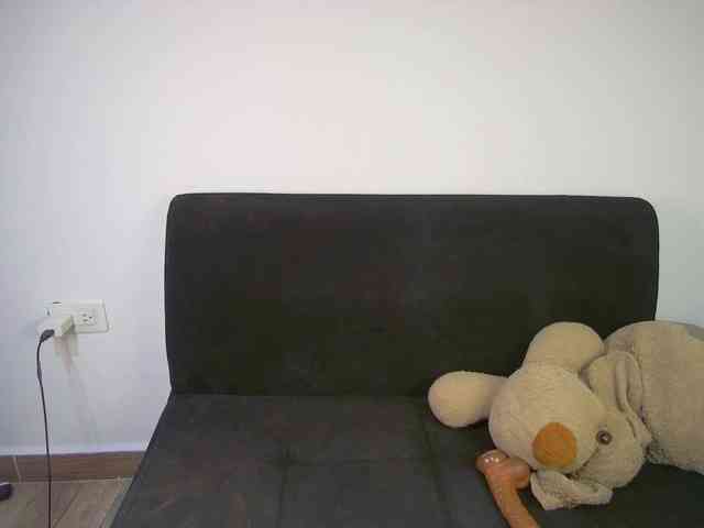 HannahCox19 webcam