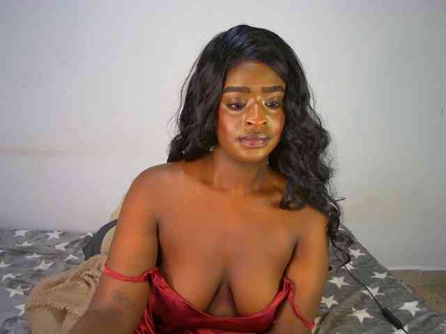 Amara__R1 webcam