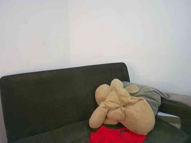 HannahCox19 webcam