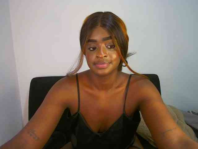 HannahCox19 webcam
