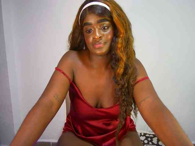 Amara__R1 webcam