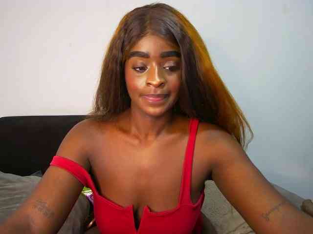 HannahCox19 webcam