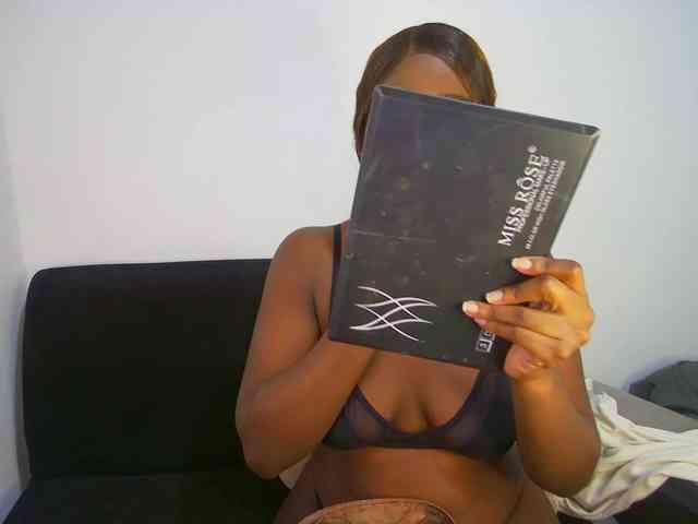 HannahCox19 webcam