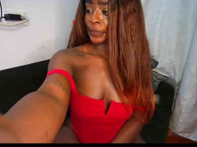 HannahCox19 webcam