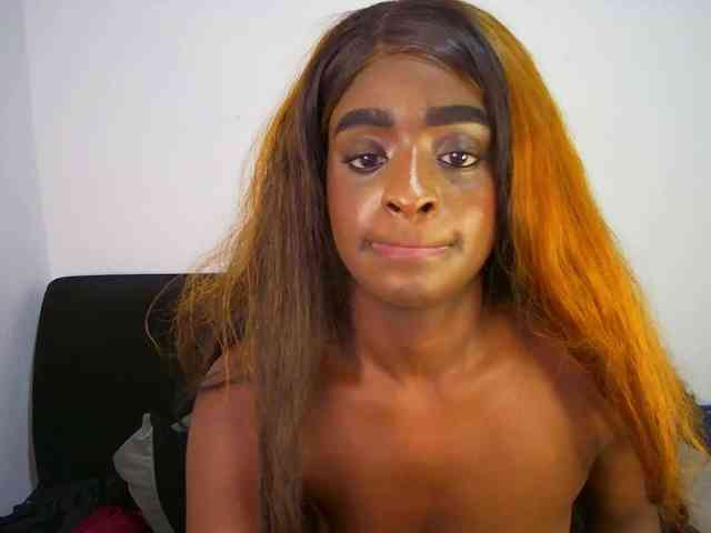 HannahCox19 webcam