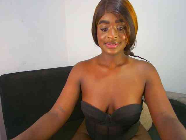 HannahCox19 webcam