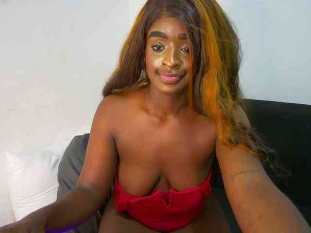 Amara__R1 webcam