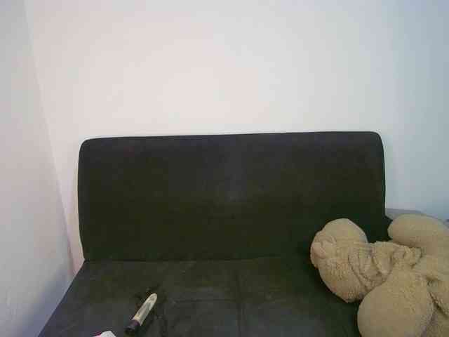 HannahCox19 webcam