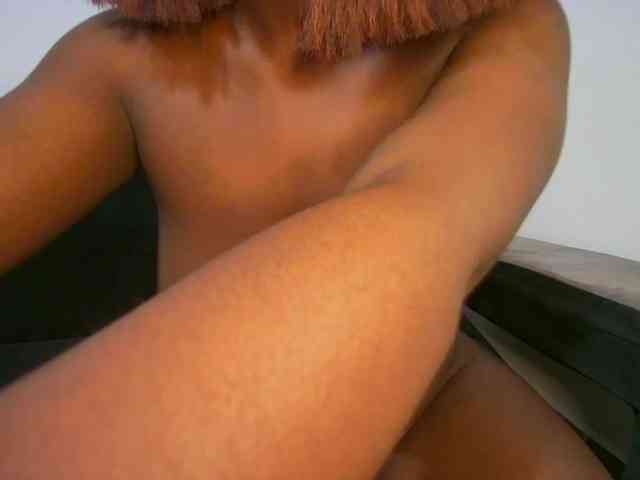 HannahCox19 webcam
