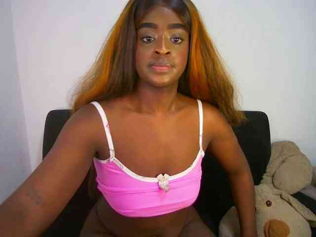 HannahCox19 webcam