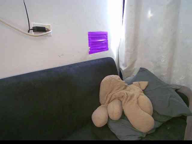 HannahCox19 webcam