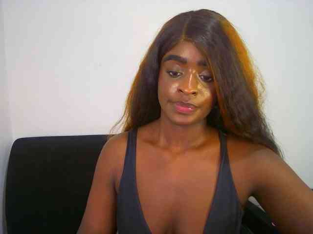 HannahCox19 webcam