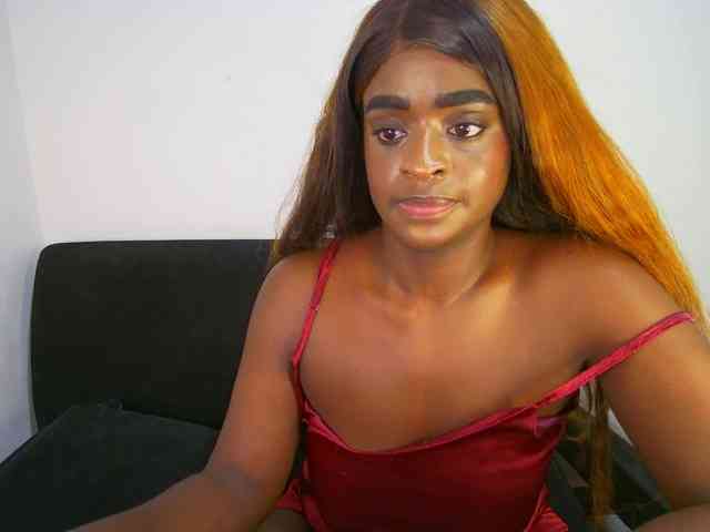 HannahCox19 webcam