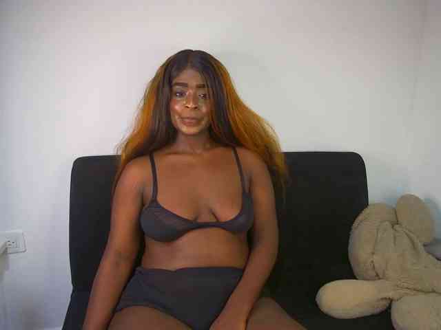 HannahCox19 webcam