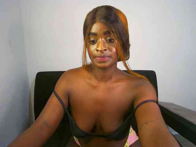 HannahCox19 webcam