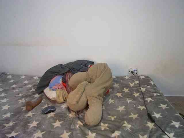 Amara__R1 webcam