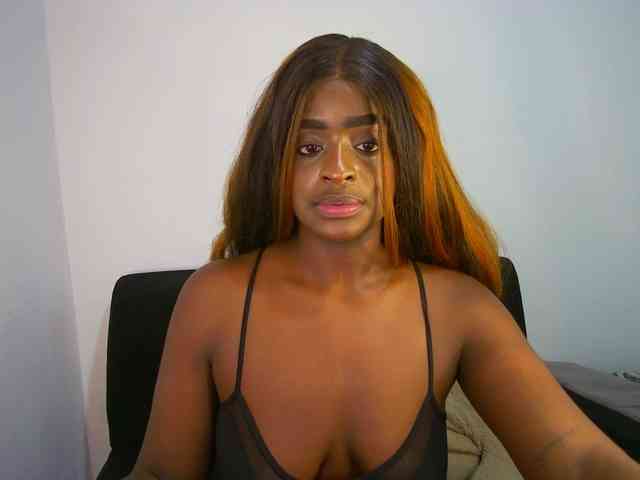 HannahCox19 webcam