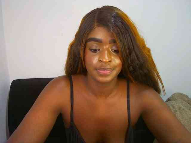 HannahCox19 webcam