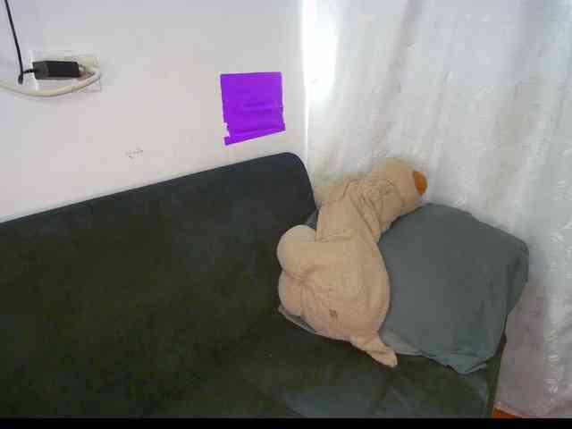 HannahCox19 webcam