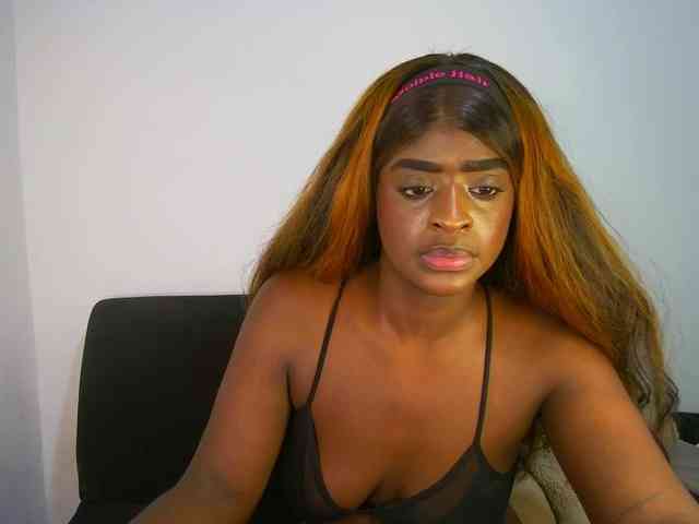 HannahCox19 webcam