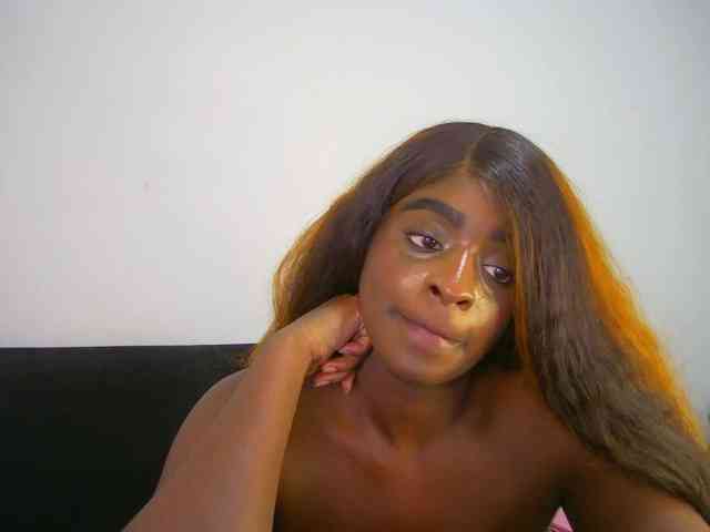 HannahCox19 webcam