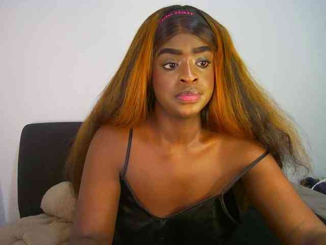 HannahCox19 webcam