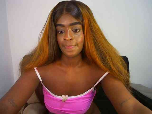 HannahCox19 webcam