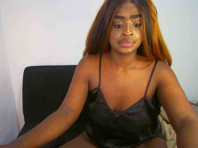 HannahCox19 webcam