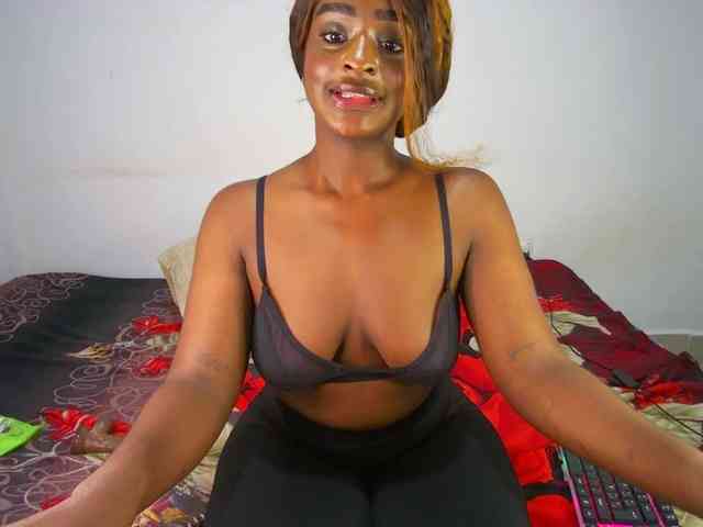 Amara__R1 webcam