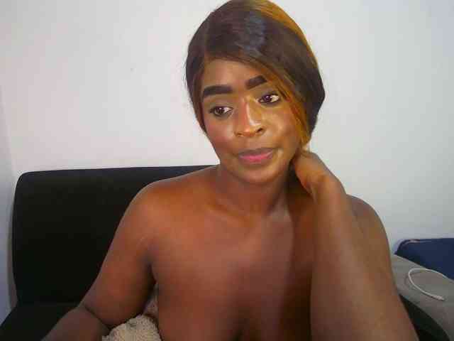 HannahCox19 webcam