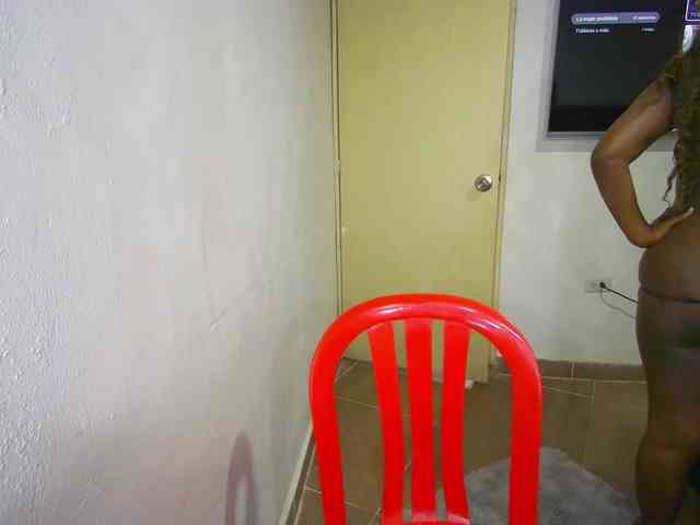 Amara__R1 webcam