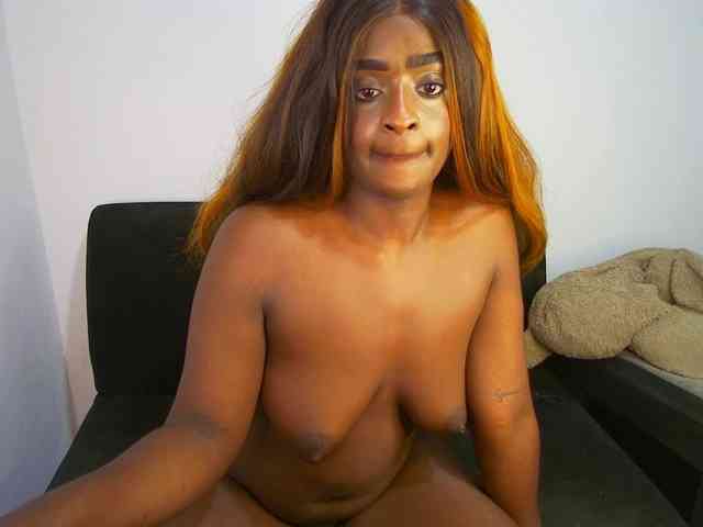 HannahCox19 webcam