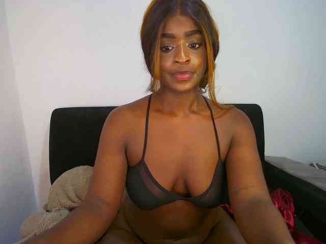 HannahCox19 webcam