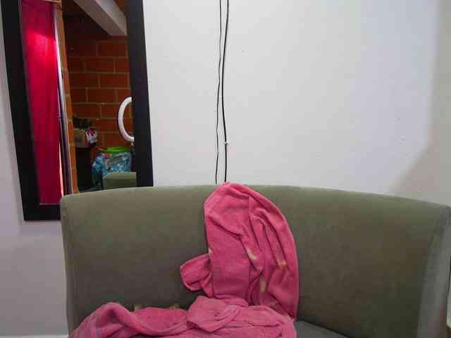 Amara__R1 webcam
