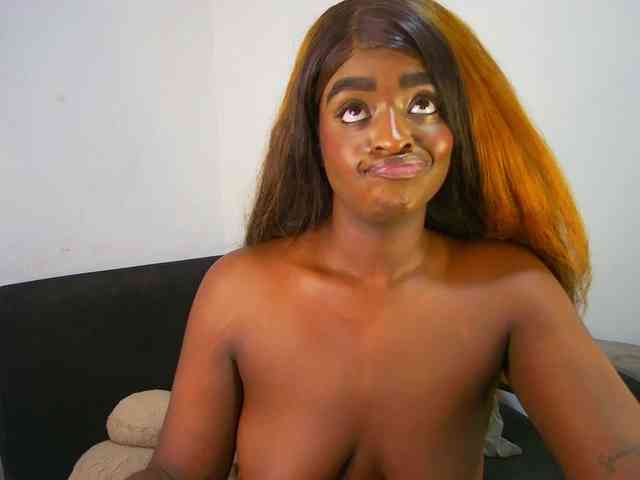HannahCox19 Live Webcam on BongaCams